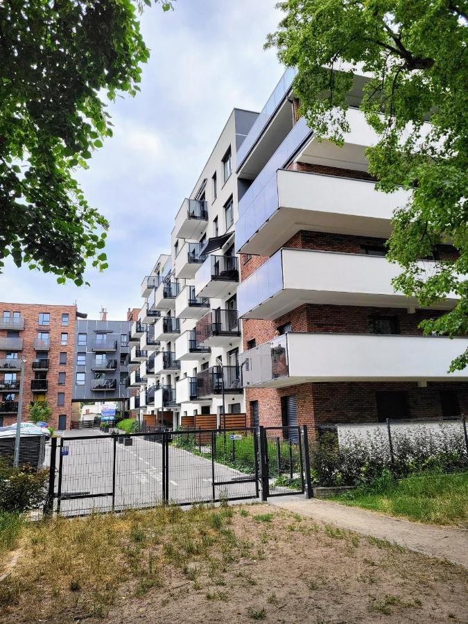 Apartament W Parku Nad Kanalem Bromberg Exterior foto